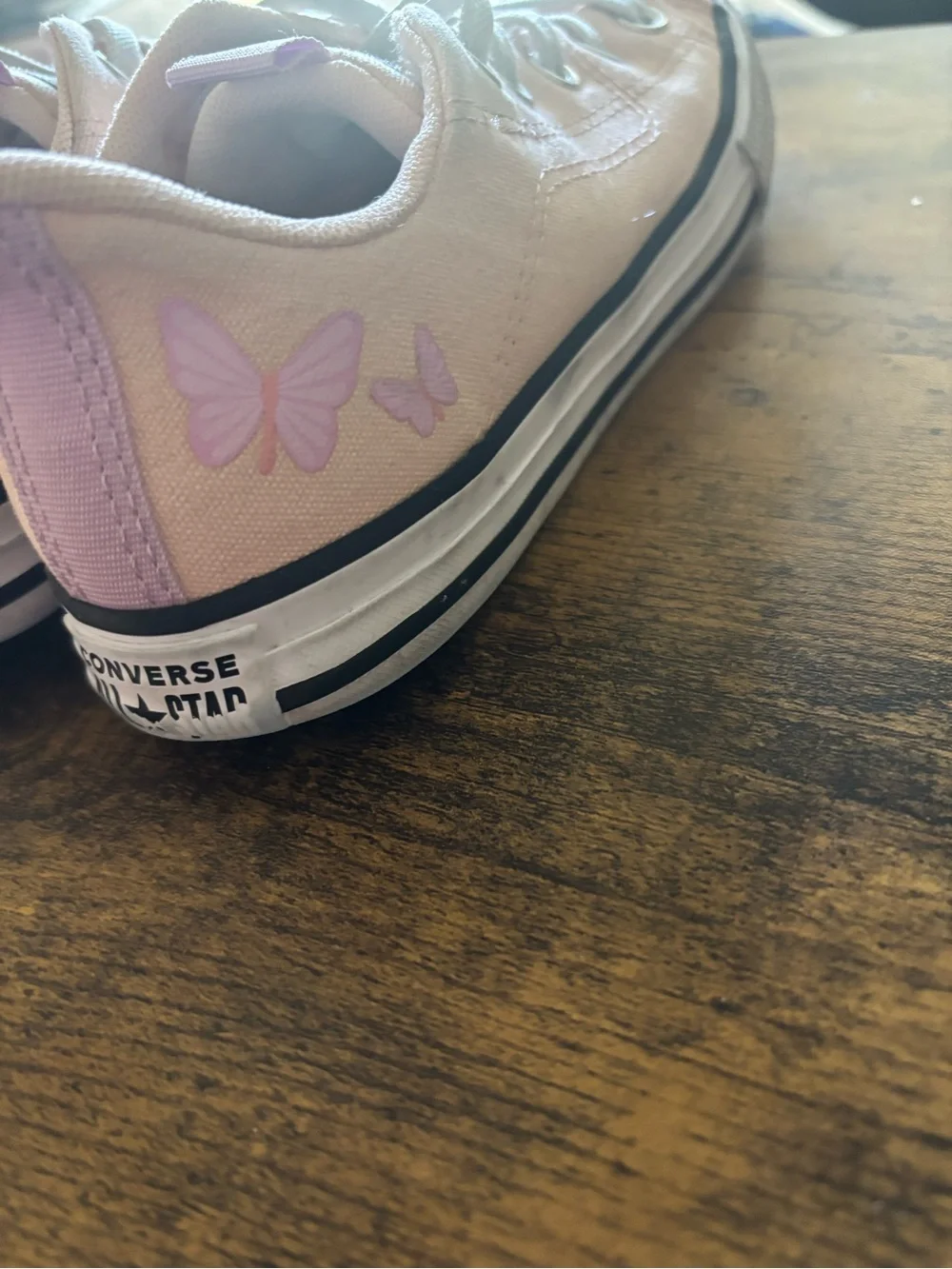Converse Low Top Sneakers - Pale Pink and White